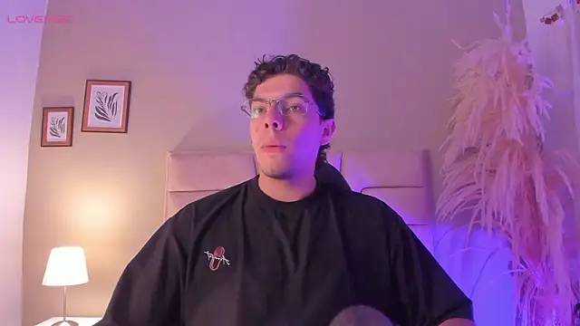 Snapshot of Axel_Creed chatting on 12, 2, 2026 Axel Creed online show from 12, 2, 2026