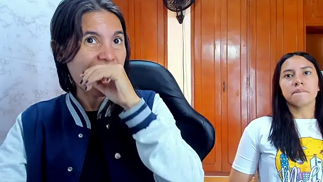 Emily and Soffy online show from 17, 3, 2026