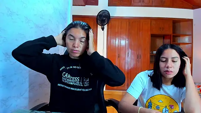 Emily and Soffy online show from 2, 4, 2026