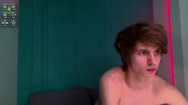 Snapshot of HoogWilder chatting on 10, 2, 2026 HoogWilder online show from 10, 2, 2026