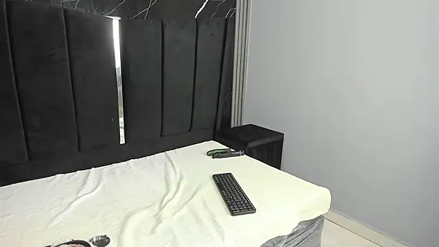 LunaSmithly online show from 22, 3, 2026