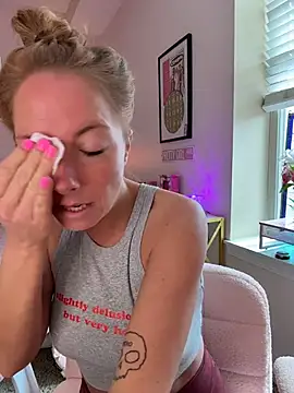 mooviebaby online show from 17, 4, 2026