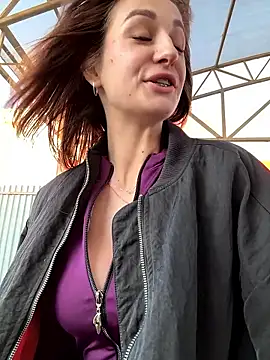 Amy Amely online show from 15, 4, 2026