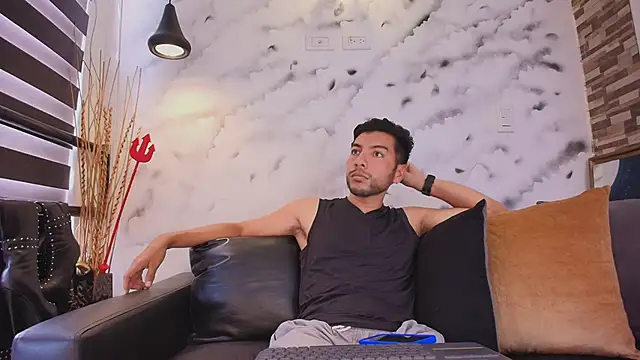 Max Hornye online show from 18, 3, 2026