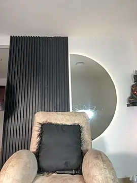 Snapshot of ARON_LUXX chatting on 13, 2, 2026 ARON LUXX online show from 13, 2, 2026