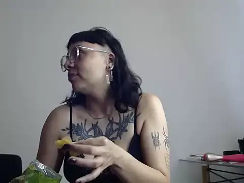 Snapshot of LanaGodard chatting on 20, 2, 2026 LanaGodard online show from 20, 2, 2026