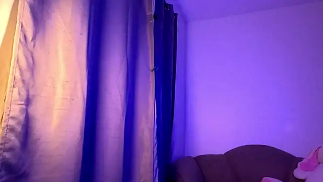 Chinicr18 online show from 15, 4, 2026