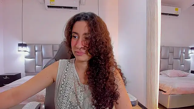 NoaMalak7 online show from 25, 2, 2026