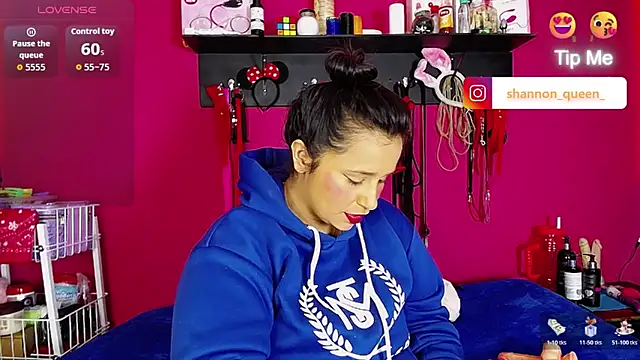 shannon queen- online show from 10, 4, 2026