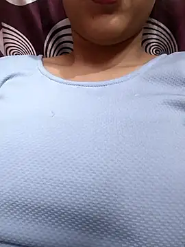 komalsharma99 online show from 7, 5, 2026