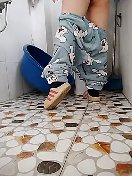 LiilyZi online show from 9, 2, 2026