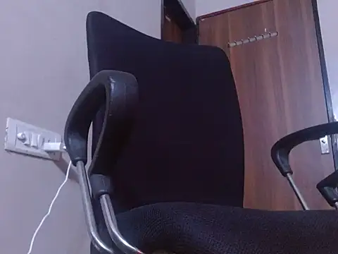 Snapshot of atisa_ chatting on 19, 2, 2026 atisa online show from 19, 2, 2026