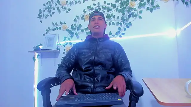 Snapshot of Andrey_santamaria chatting on 14, 2, 2026 Andrey santamaria online show from 14, 2, 2026