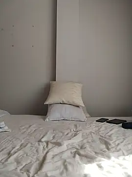 Snapshot of Lyonette_reading1 chatting on 27, 2, 2026 Lyonette reading1 online show from 27, 2, 2026