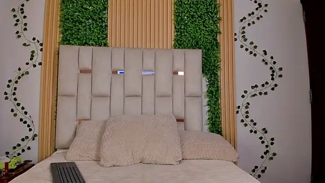 Emma Nmm online show from 24, 2, 2026