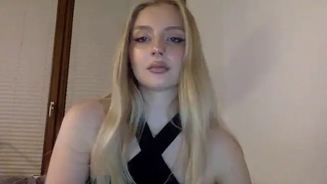 MayaWetDream online show from 6, 4, 2026