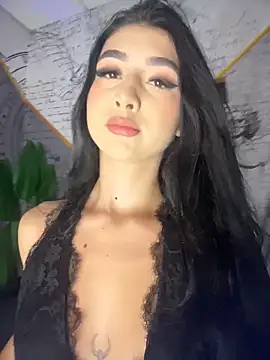 BadLilAngelXXX online show from 19, 6, 2026