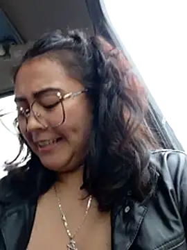 Snapshot of Mari-98 chatting on 5, 2, 2026 Mari-98 online show from 5, 2, 2026