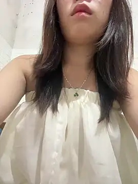 Snapshot of DoliceGirl2k chatting on 27, 4, 2026 DoliceGirl2k online show from 27, 4, 2026