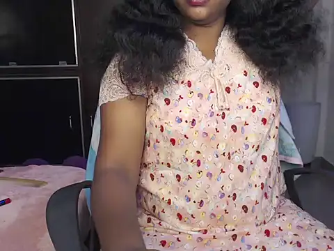 Snapshot of VixenNandhu chatting on 7, 7, 2026 VixenNandhu online show from 7, 7, 2026