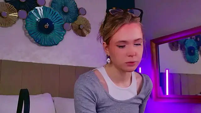 Snapshot of Beckie_White chatting on 1, 3, 2026 Beckie White online show from 1, 3, 2026