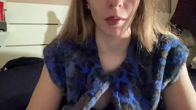 petiteetoile online show from 9, 2, 2026