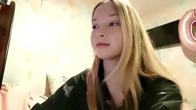 TiaBIanks online show from 5, 3, 2026