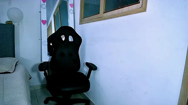 Sharlott 3 online show from 11, 3, 2026