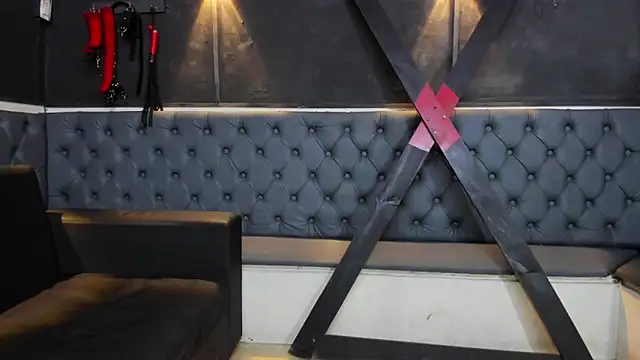 Jeanpieroo26 online show from 16, 4, 2026