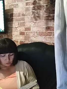 Snapshot of itismyhobby chatting on 12, 9, 2025 itismyhobby online show from 12, 9, 2025