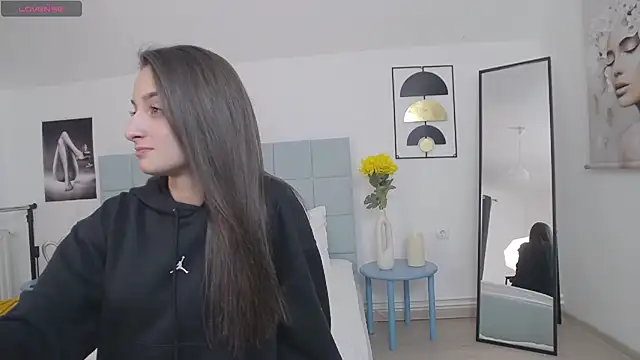 AmalliaJade online show from 16, 2, 2026