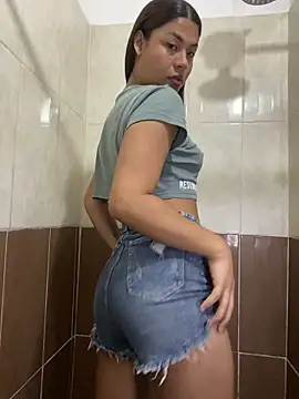 Snapshot of Romie_rous chatting on 2, 3, 2026 Romie rous online show from 2, 3, 2026