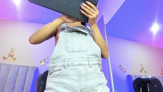 Emma Hearts online show from 21, 2, 2026