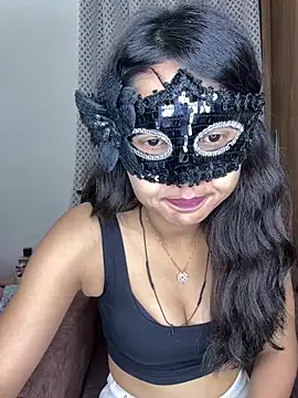 raavigirl online show from 9, 5, 2026