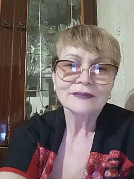 Snapshot of SophieBurns chatting on 17, 6, 2026 SophieBurns online show from 17, 6, 2026