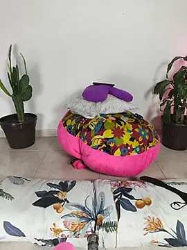 Snapshot of AnnieWestley chatting on 16, 7, 2026 AnnieWestley online show from 16, 7, 2026