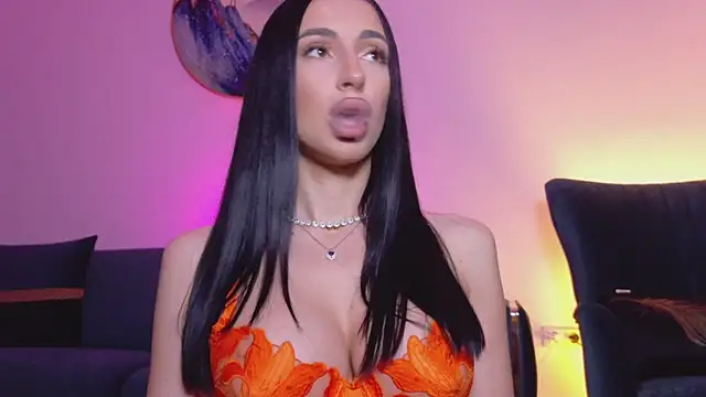 Sienna-Star online show from 10, 5, 2026