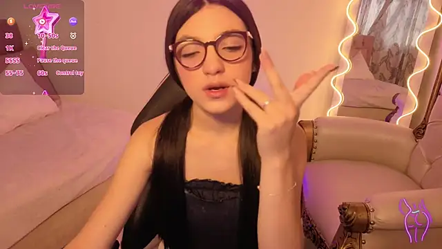 Snapshot of MAHYRA_TAY chatting on 12, 2, 2026 MAHYRA TAY online show from 12, 2, 2026