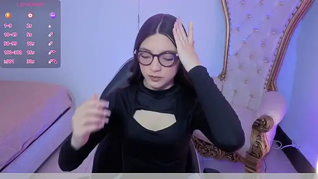 MAHYRA TAY online show from 23, 3, 2026