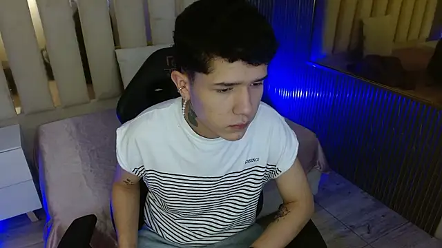 estefan tay online show from 28, 2, 2026