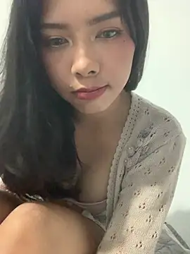 Snapshot of lonely_lunae chatting on 13, 5, 2026 lonely lunae online show from 13, 5, 2026