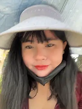 Lewd couple online show from 17, 4, 2026