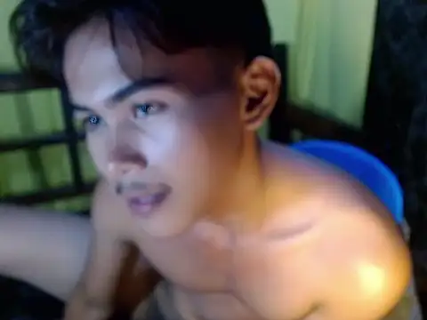 Snapshot of twink_ivanxxxx chatting on 28, 4, 2026 twink ivanxxxx online show from 28, 4, 2026