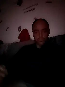 Snapshot of circott chatting on 8, 2, 2026 circott online show from 8, 2, 2026