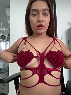 Snapshot of Emily_Harpeer chatting on 7, 2, 2026 Emily Harpeer online show from 7, 2, 2026