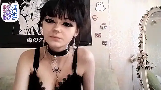 Snapshot of SmilingPatent chatting on 1, 3, 2026 SmilingPatent online show from 1, 3, 2026