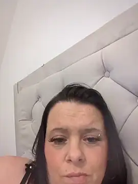 Snapshot of louisa36 chatting on 7, 2, 2026 louisa36 online show from 7, 2, 2026