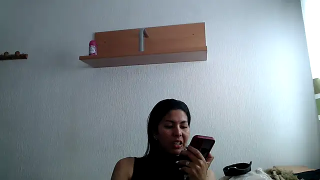 ZeforAitanna online show from 7, 5, 2026