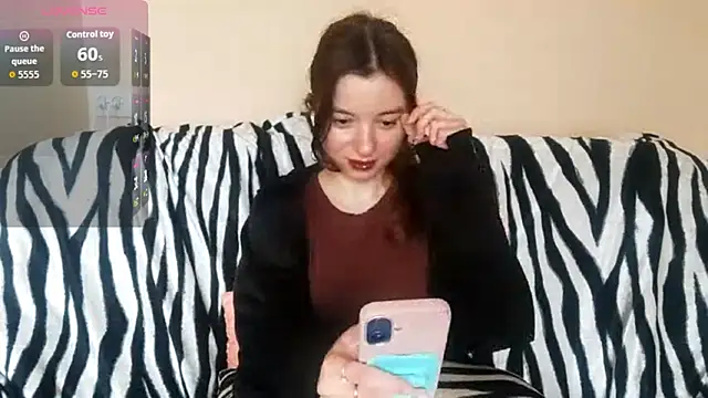 LanitaHemple online show from 10, 4, 2026