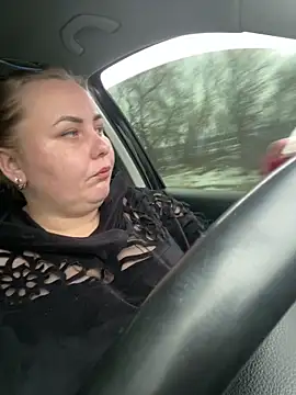 Mommy-girl-Lola online show from 3, 3, 2026